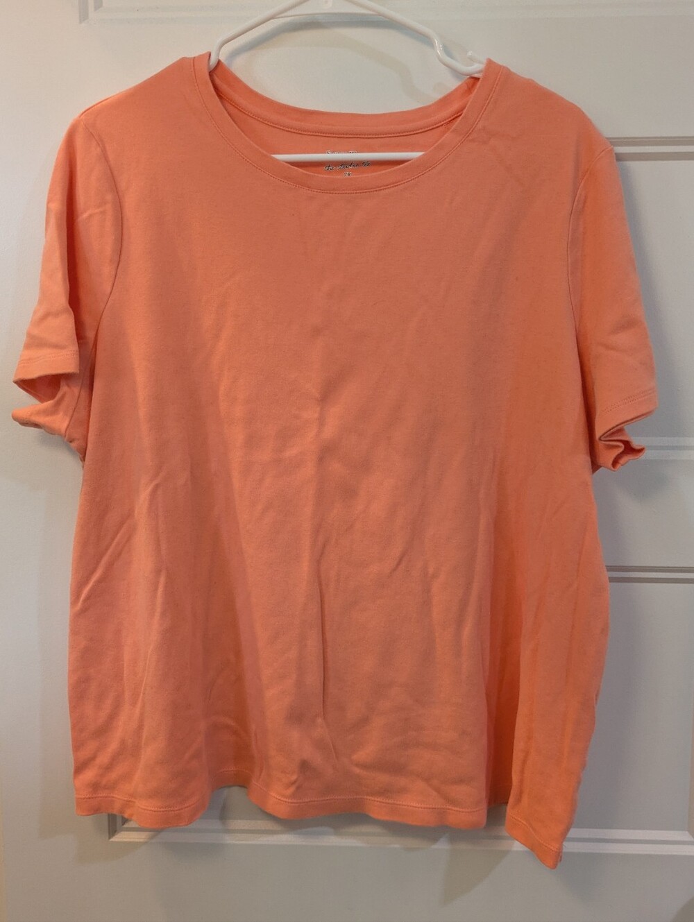 🔴 3/$15 Studio Works Coral Scoop Neck Tee